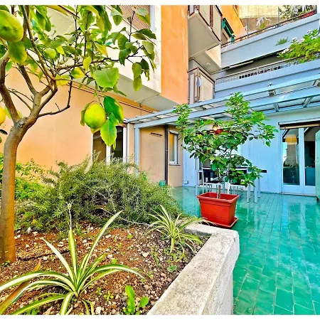 Homes In - Cozy Terrace ג'נובה