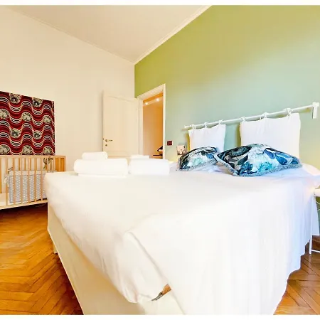 Homes In - Cozy Terrace דירה ג'נובה